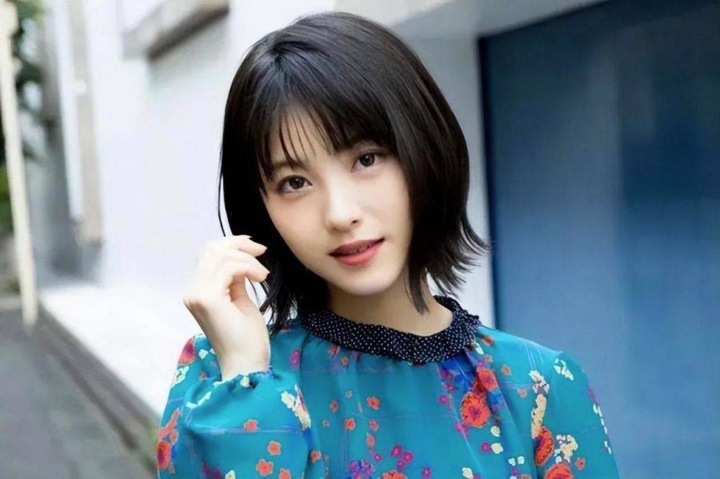 2024av女星排行最新,2024AV女星排行最新，小巷中的秘密特色小店