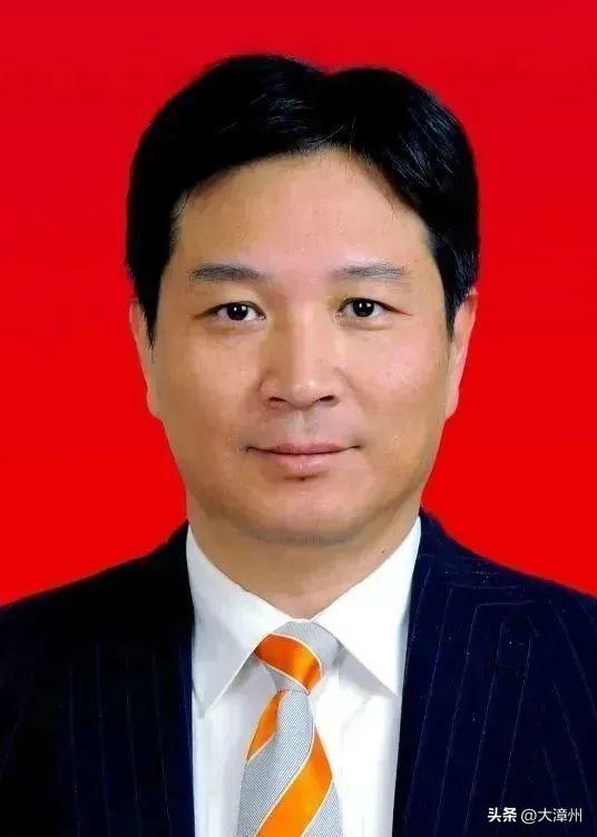 600018上港集团股票行情,揭秘600018上港集团股票行情，探寻小巷中的特色小店