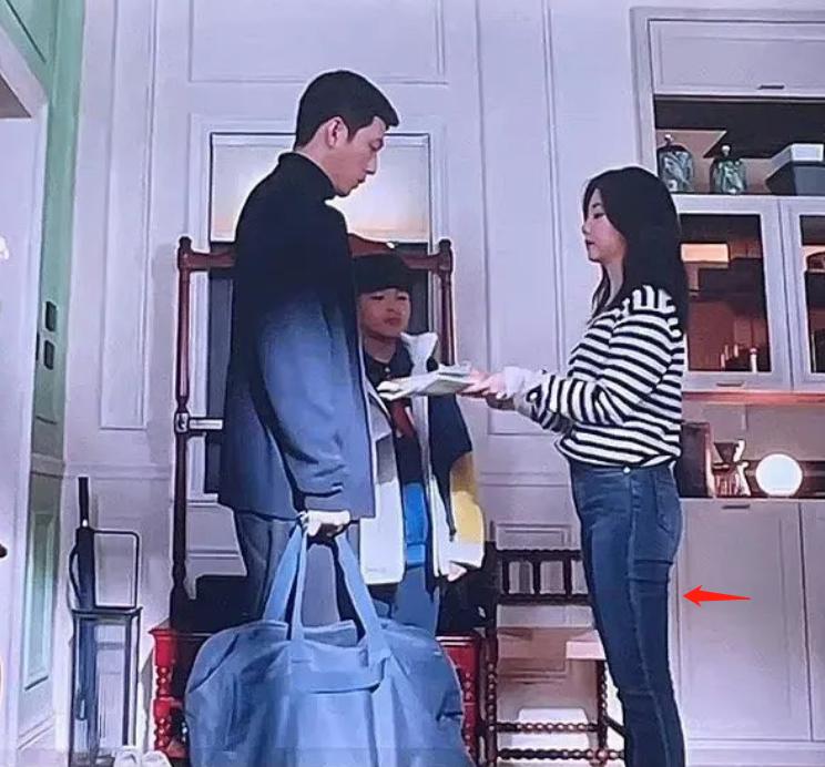 微胖明星女明星有哪些,微胖明星女明星的魅力时光与小巷中的美食秘境